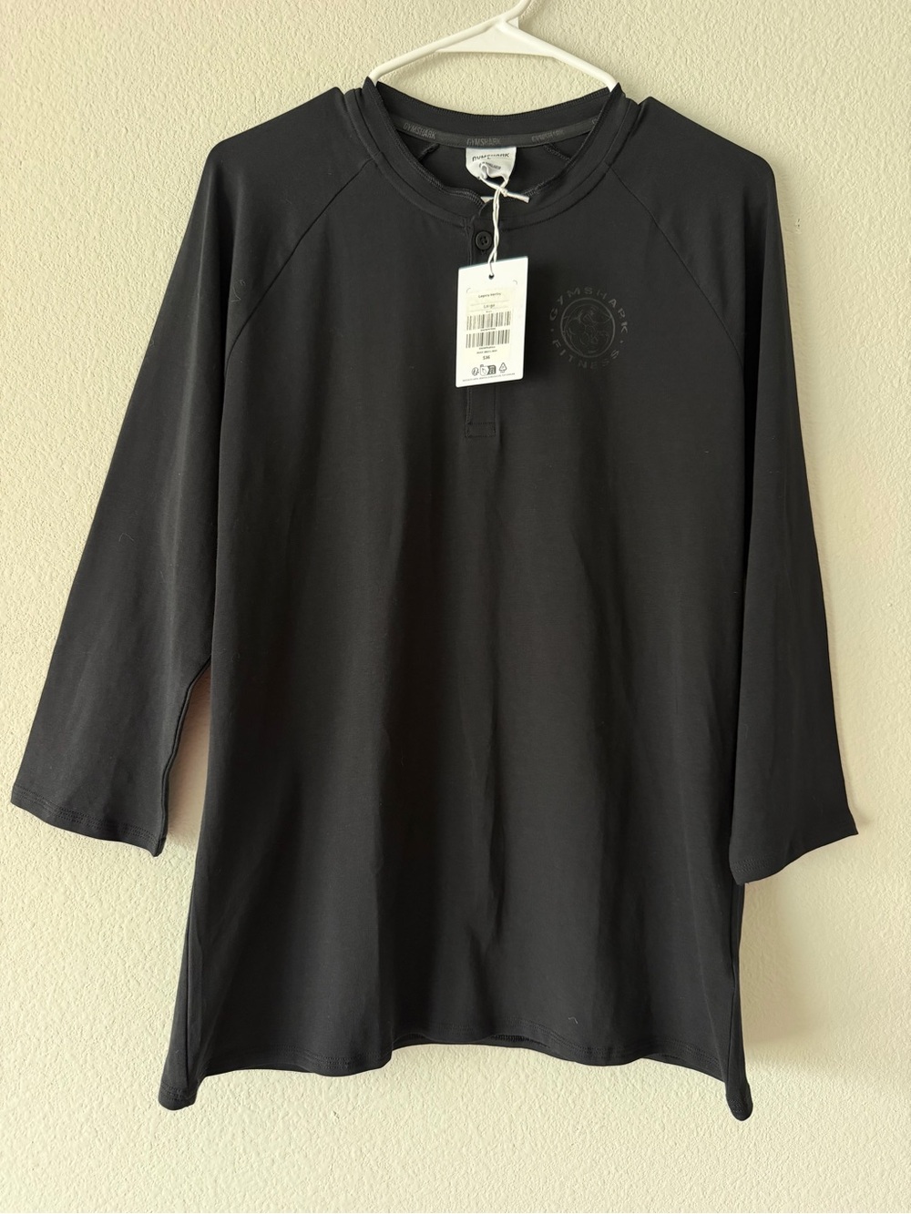 Gymshark Legacy Henley Mens L Black 3/4 Sleeve Slim Fit Raglan Athletic NWT Gym